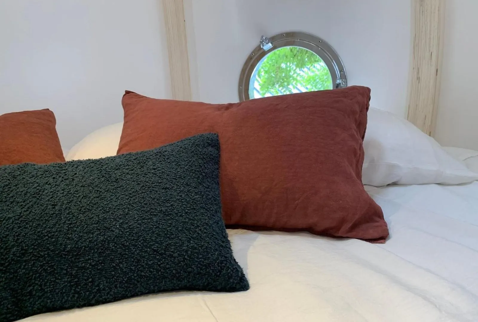 Farm stay La Ville Es Renais - Ferme Et Maison D'Hotes Insolite Erquy France