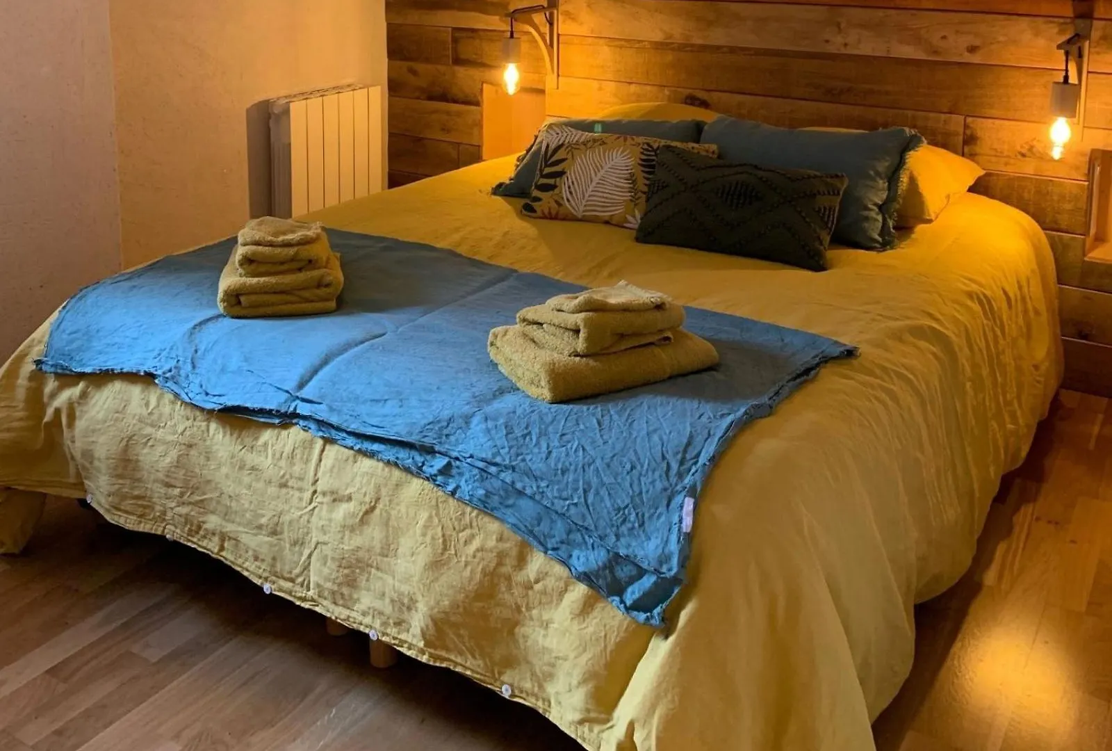 La Ville Es Renais - Ferme Et Maison D'Hotes Insolite Erquy Farm stay